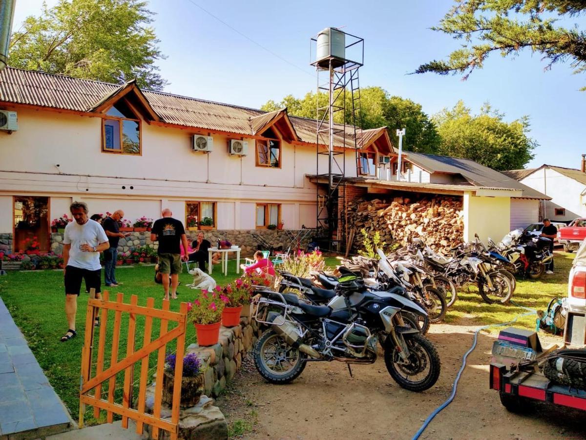 Hotel Y Cabanas Casa De Piedra Trevelín Eksteriør billede