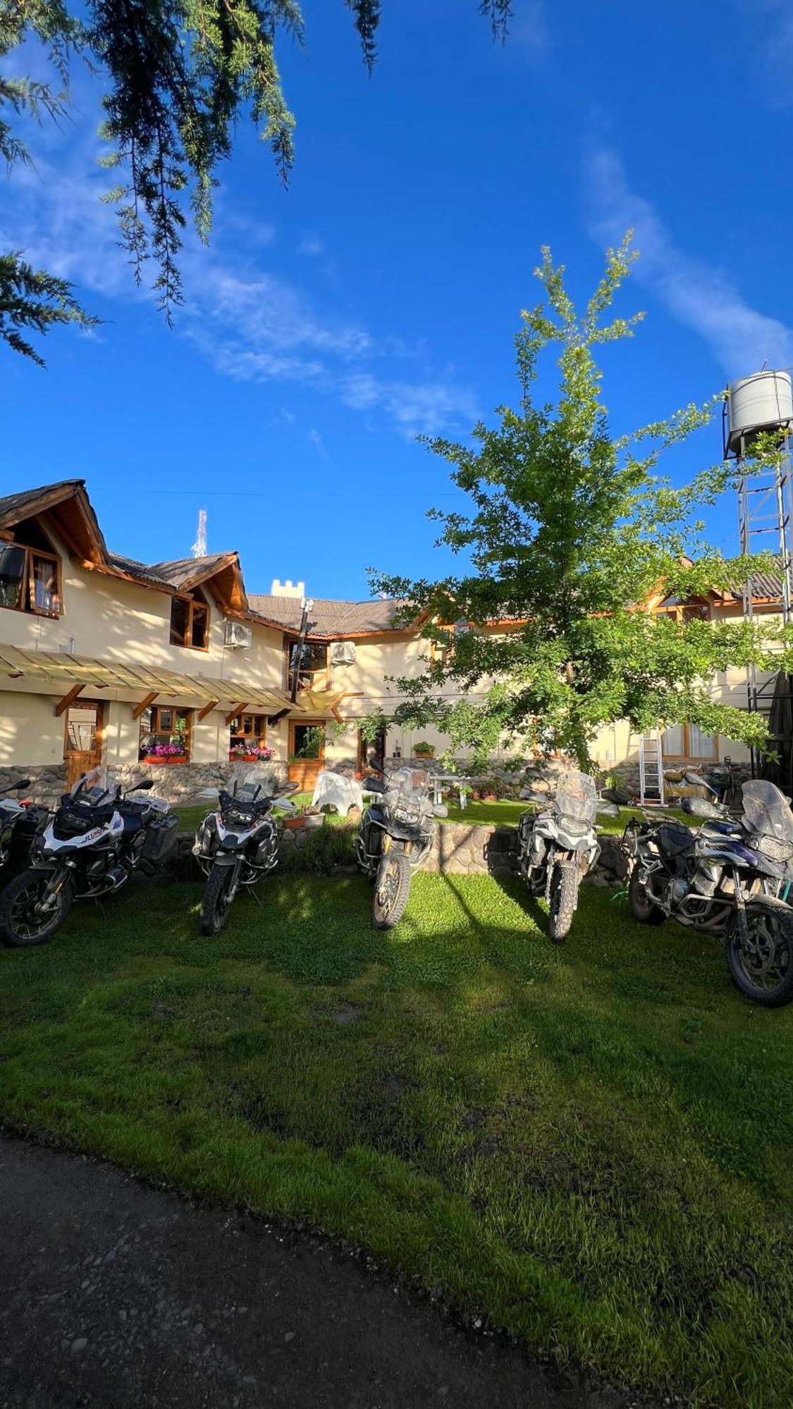 Hotel Y Cabanas Casa De Piedra Trevelín Eksteriør billede