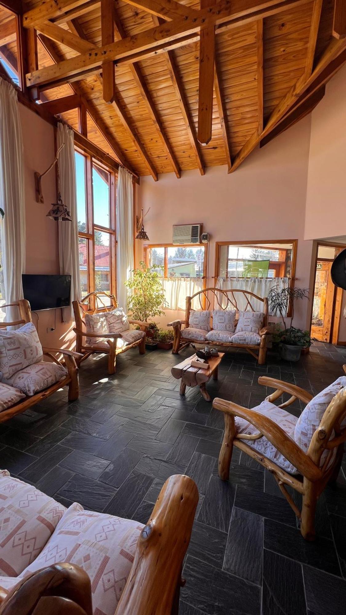 Hotel Y Cabanas Casa De Piedra Trevelín Eksteriør billede